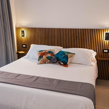 Humboldt Luxury Rooms Taormina Exteriör bild