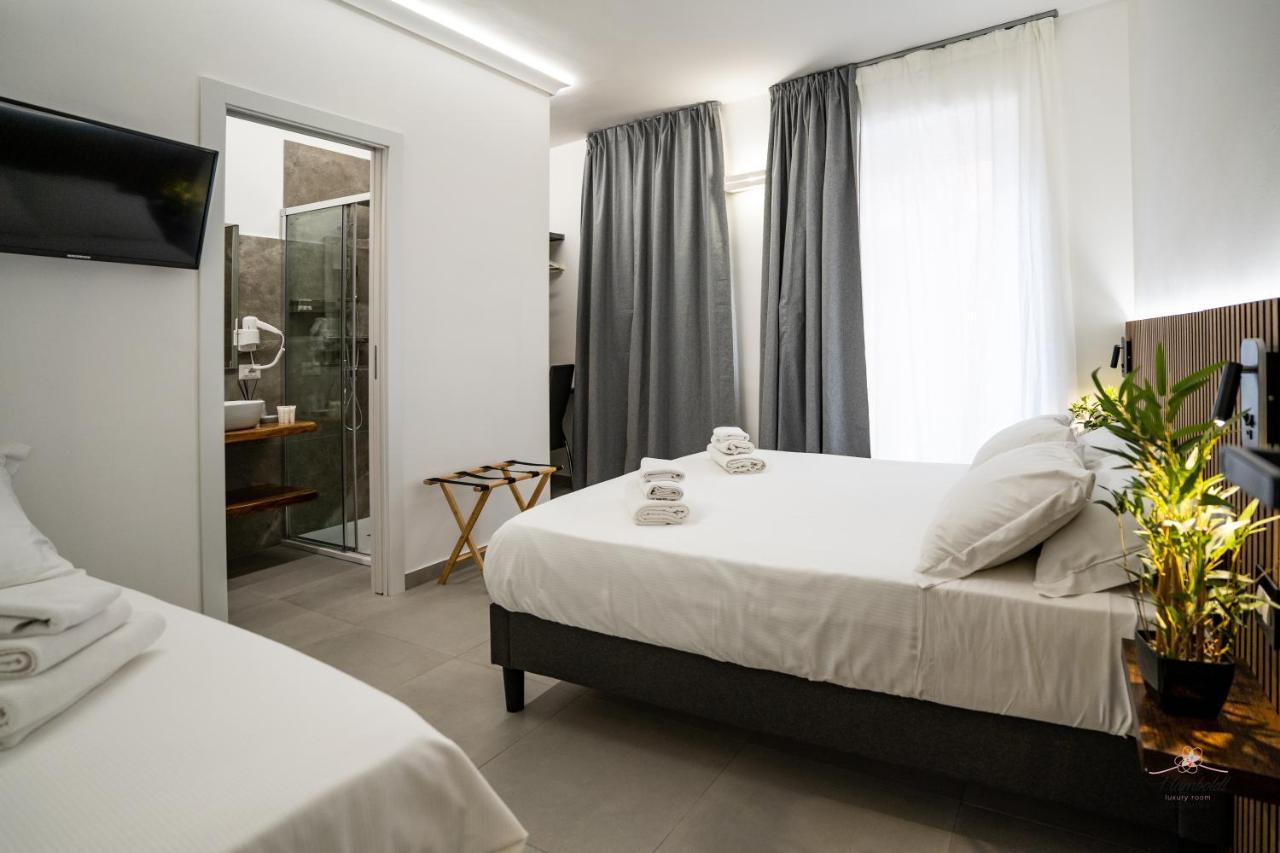 Humboldt Luxury Rooms Taormina Exteriör bild